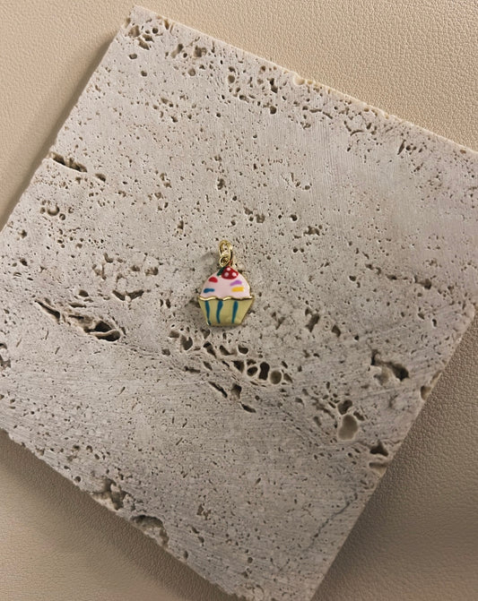 Cupcake charm