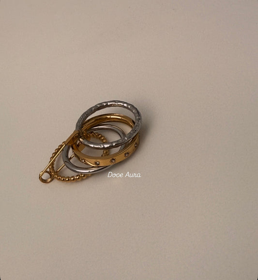 Aria Rings
